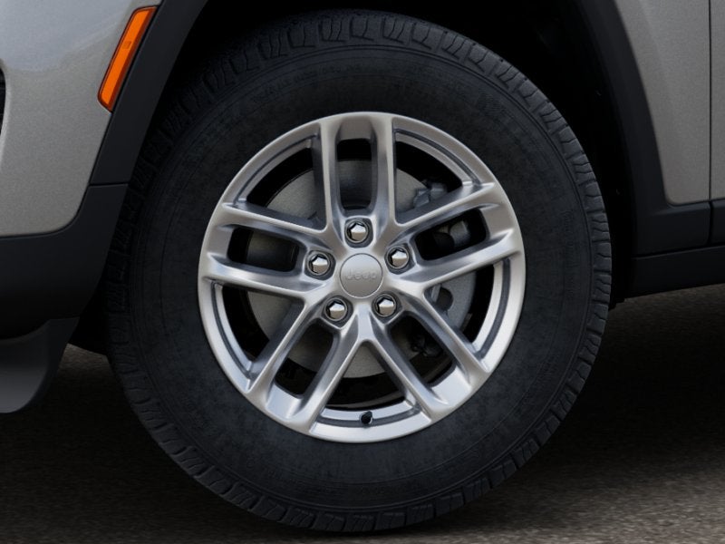 2026 Jeep Grand Cherokee GRAND CHEROKEE LAREDO X 4X2