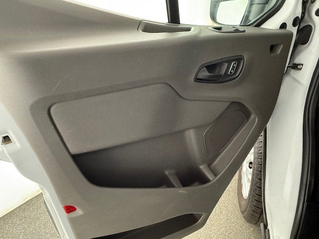 2023 Ford Transit Passenger Wagon XLT