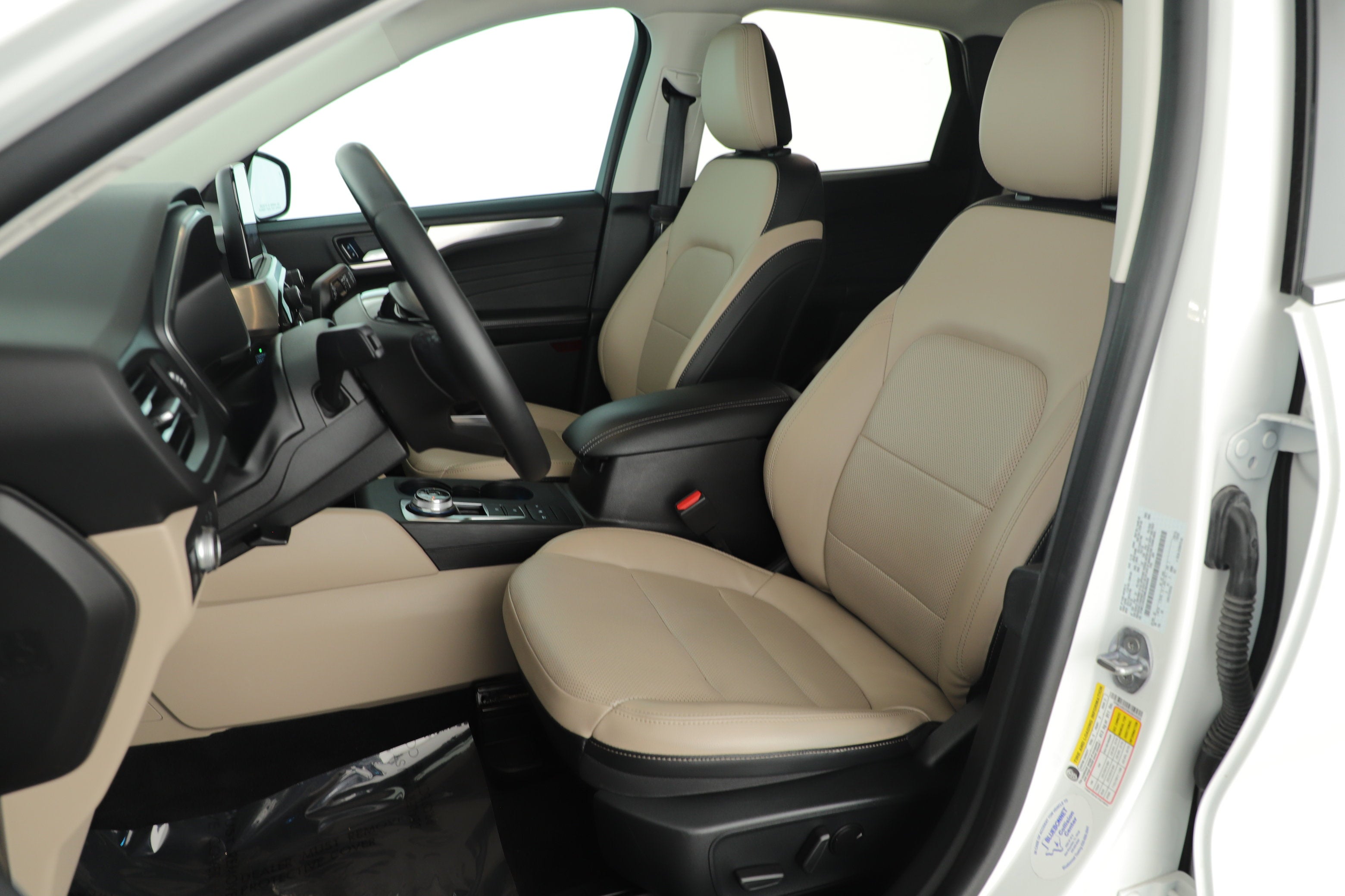 2021 Ford Escape Titanium Hybrid