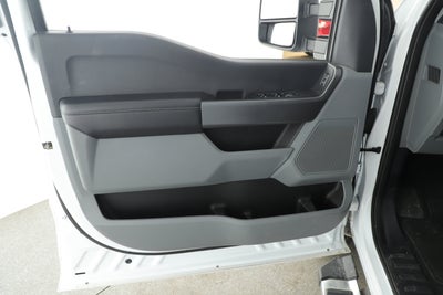 2025 Ford Super Duty F-250 SRW Base