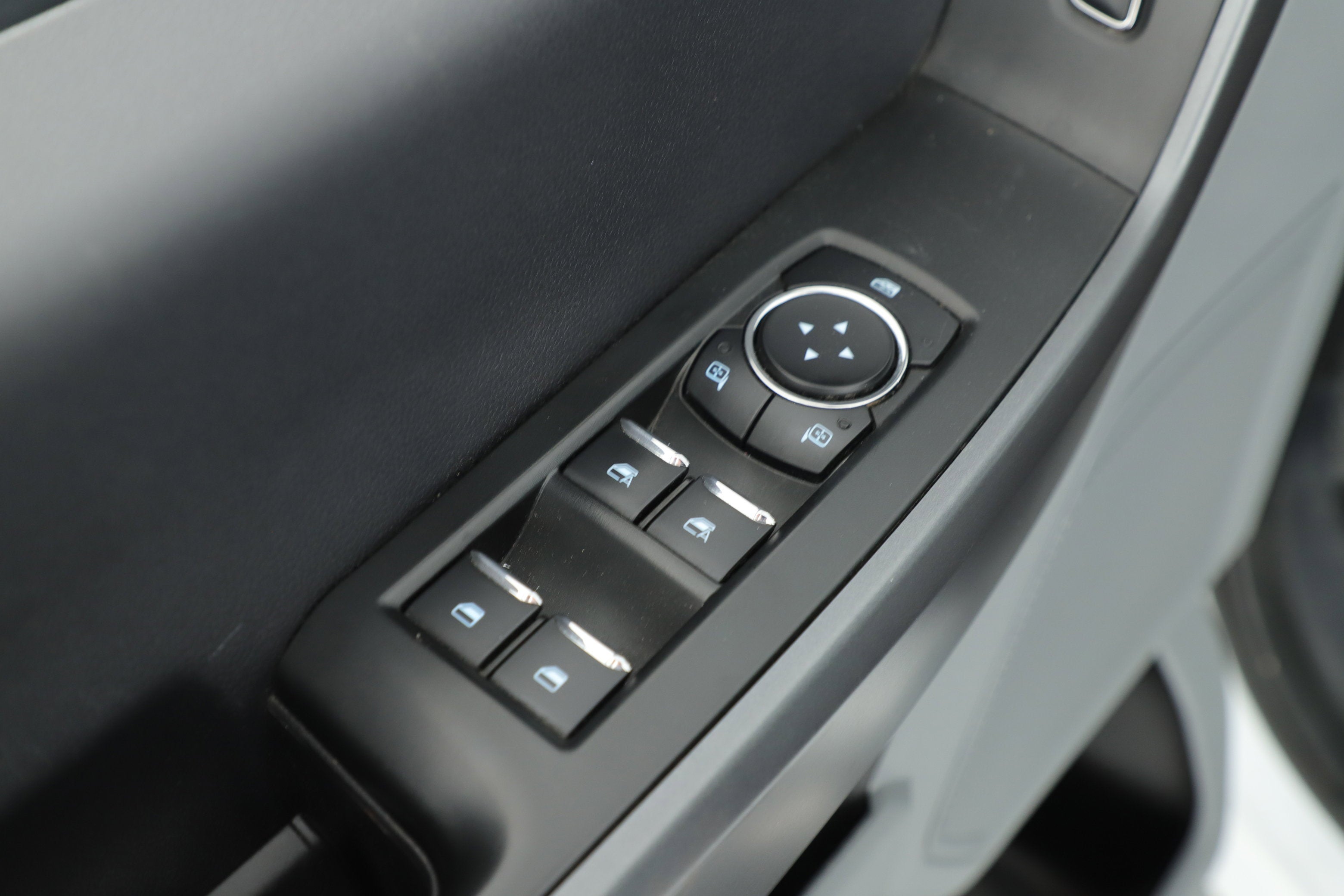 2025 Ford Super Duty F-250 SRW Base