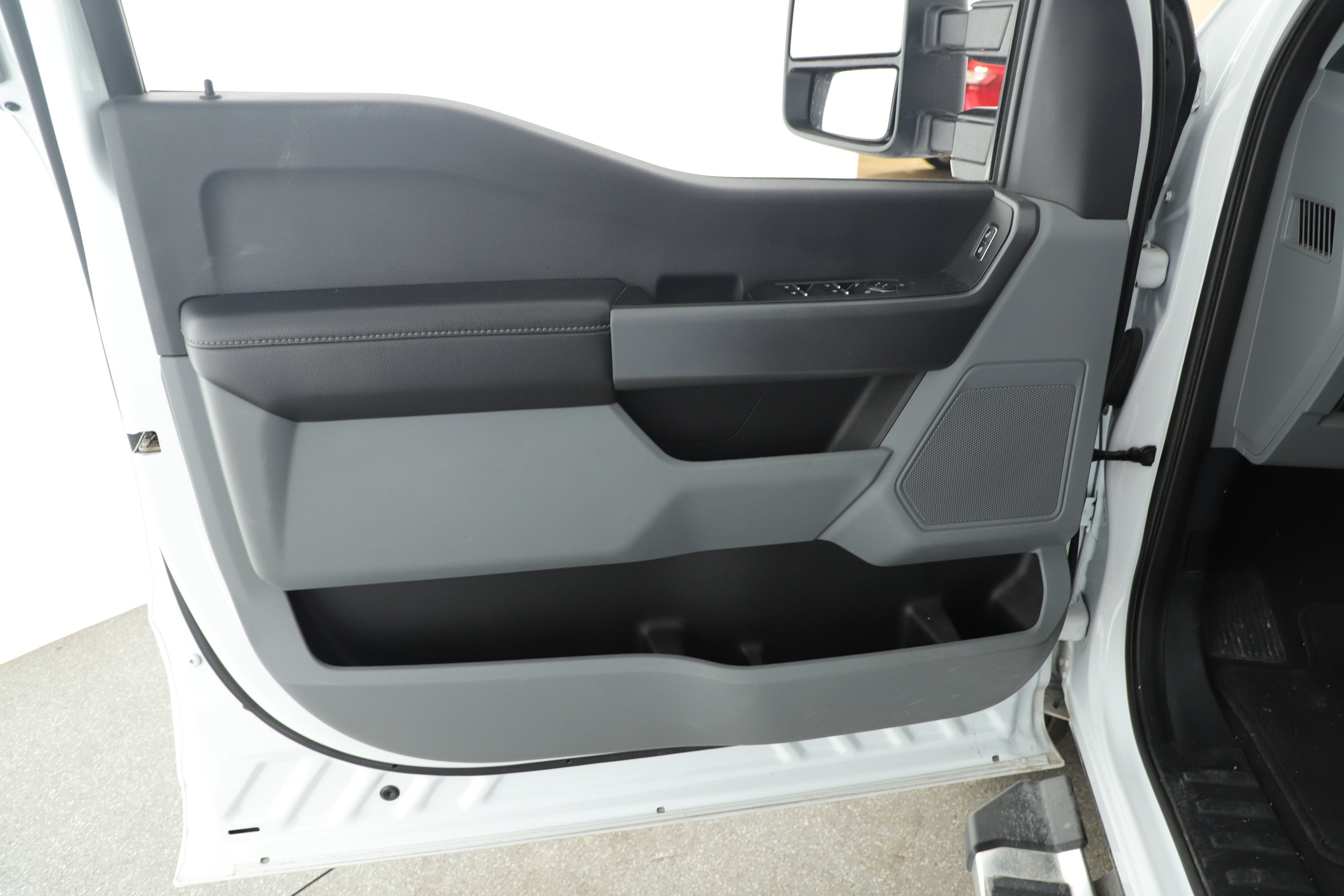 2025 Ford Super Duty F-250 SRW Base