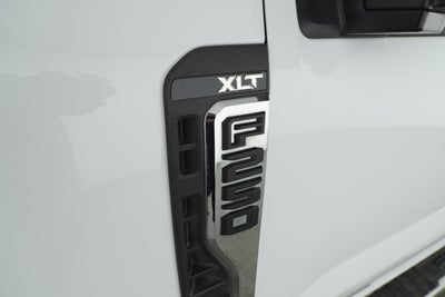 2025 Ford Super Duty F-250 SRW Base