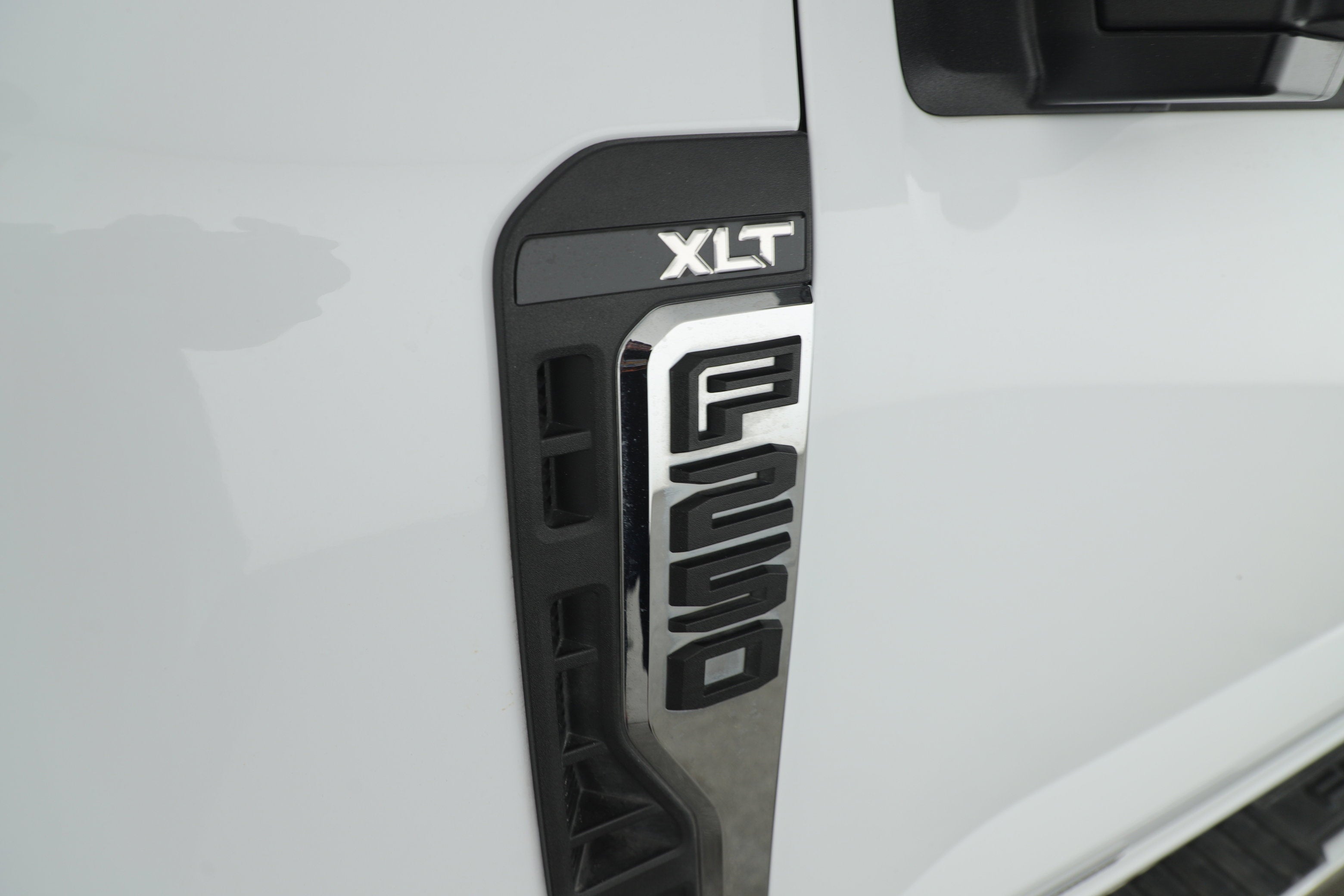 2025 Ford Super Duty F-250 SRW Base