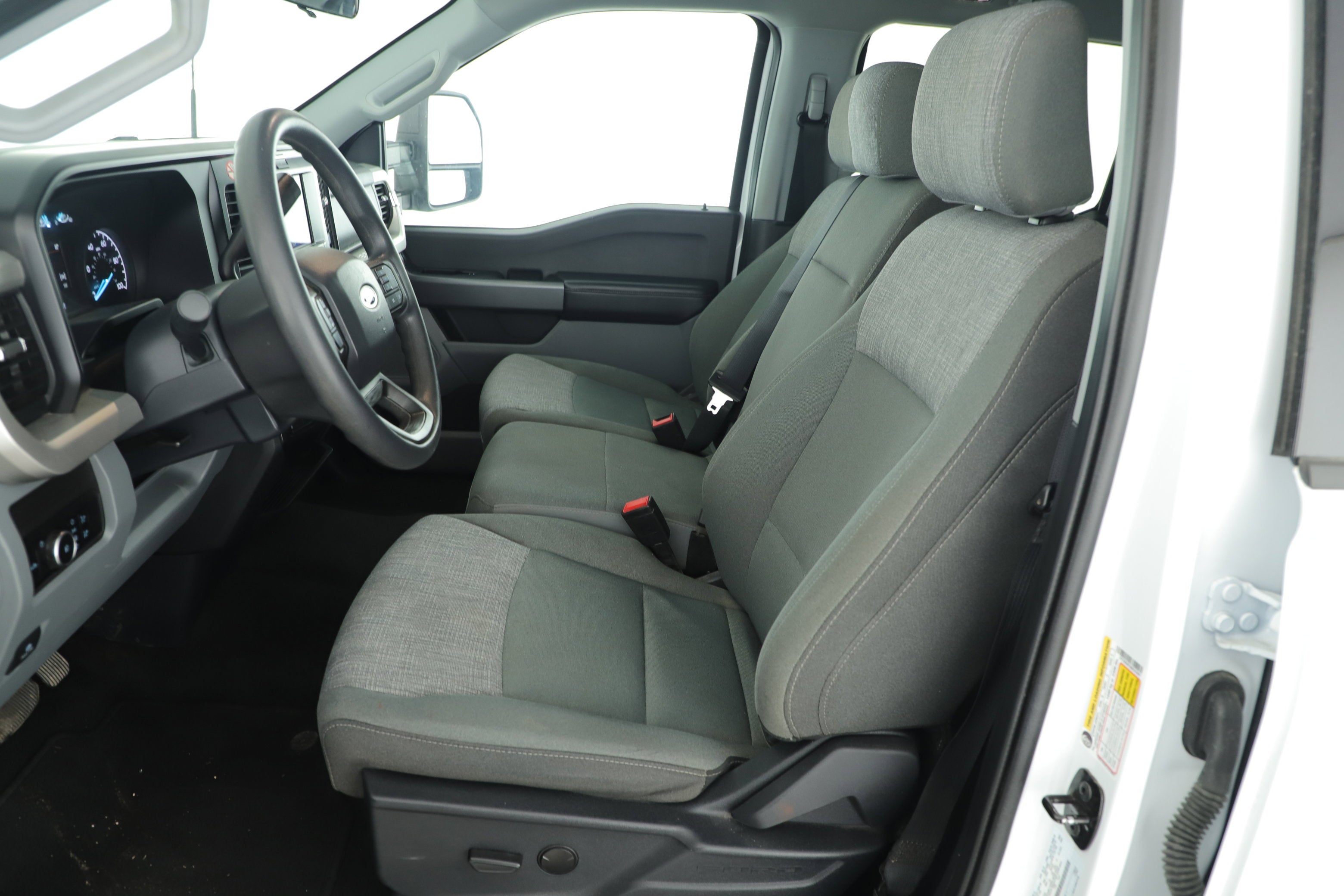 2025 Ford Super Duty F-250 SRW Base