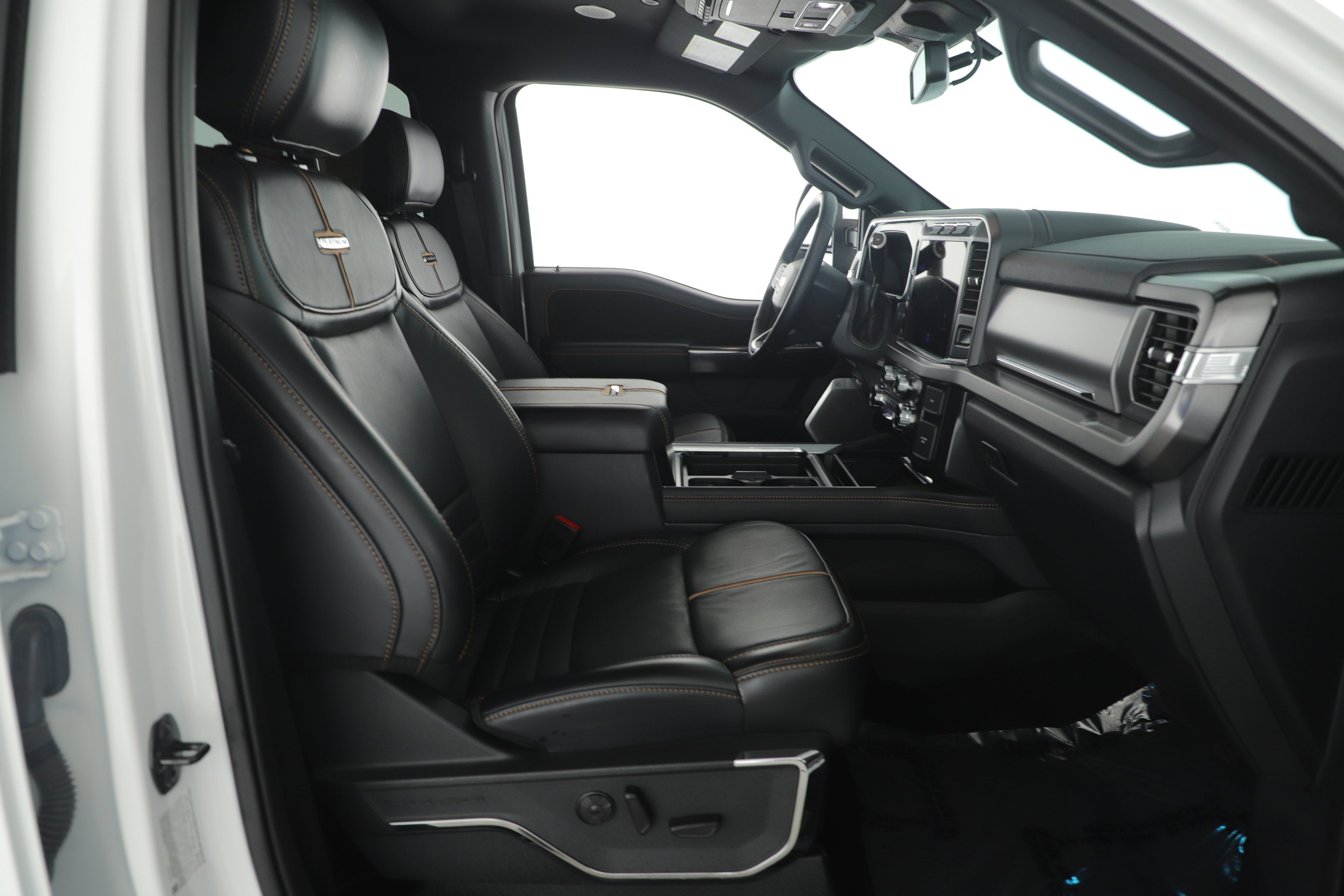 2024 Ford Super Duty F-250 SRW Platinum