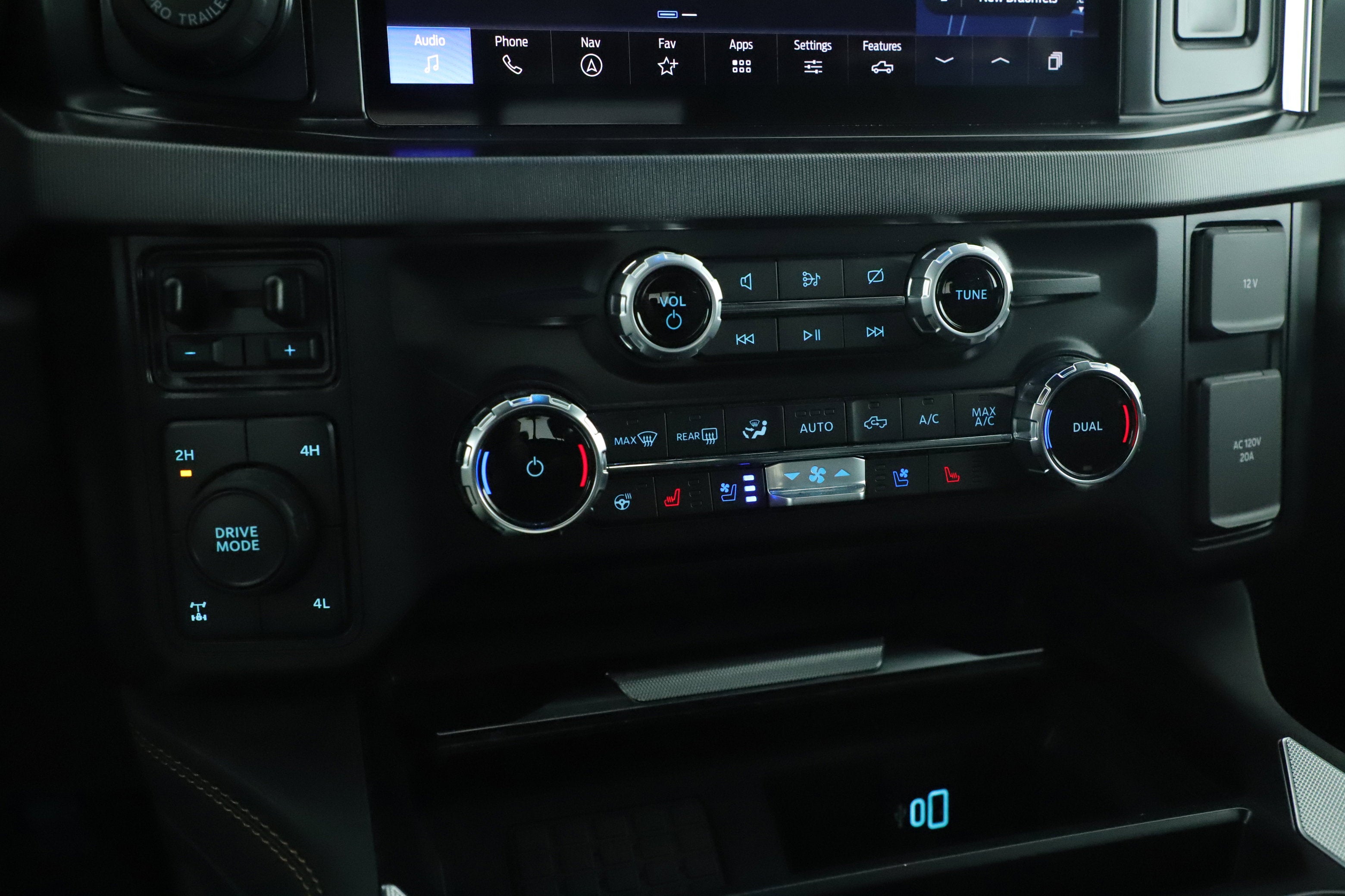 2024 Ford Super Duty F-250 SRW Platinum