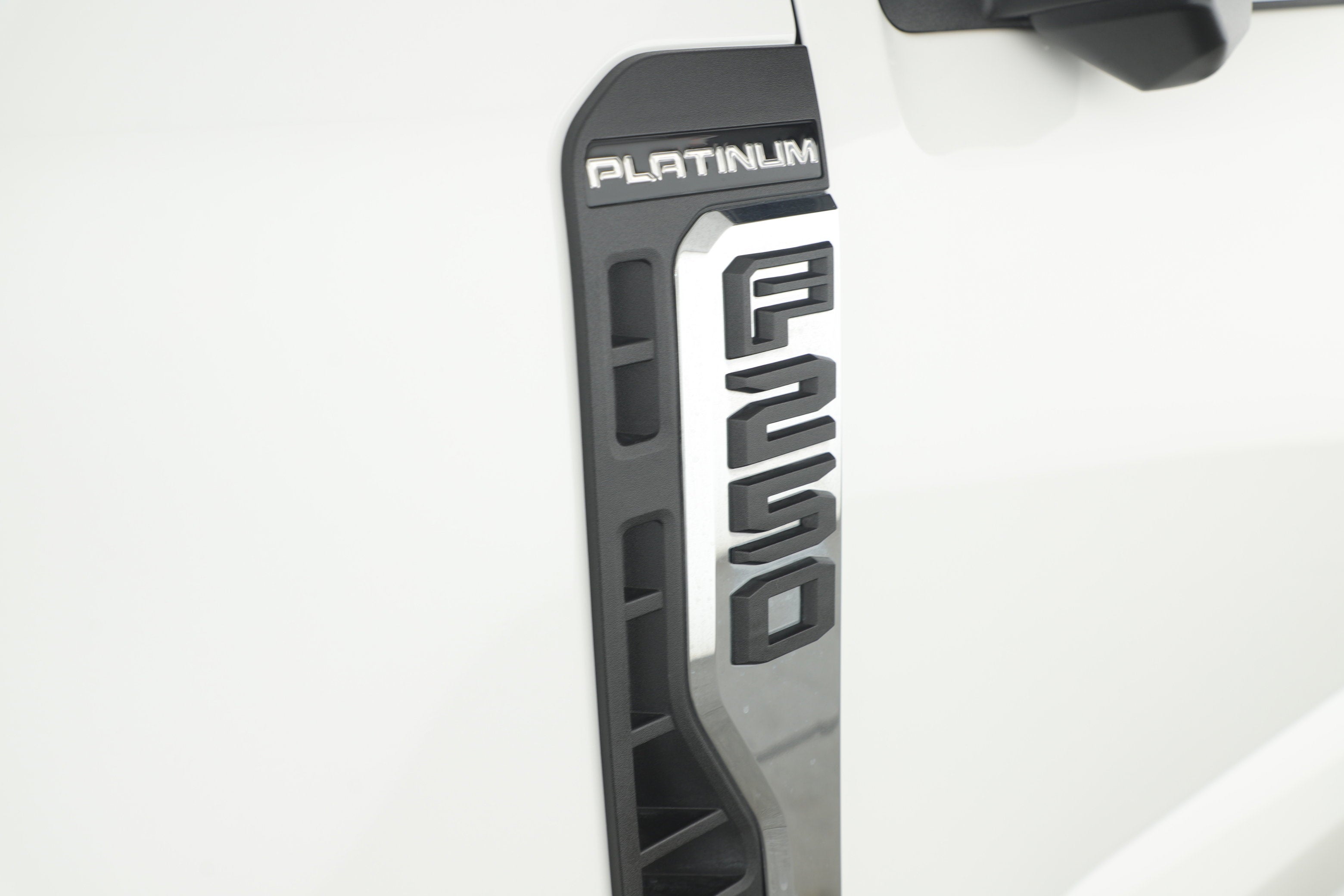 2024 Ford Super Duty F-250 SRW Platinum