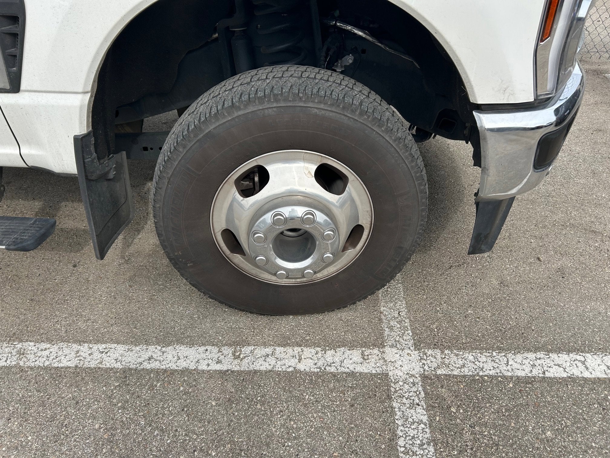 2024 Ford Super Duty F-350 DRW Base