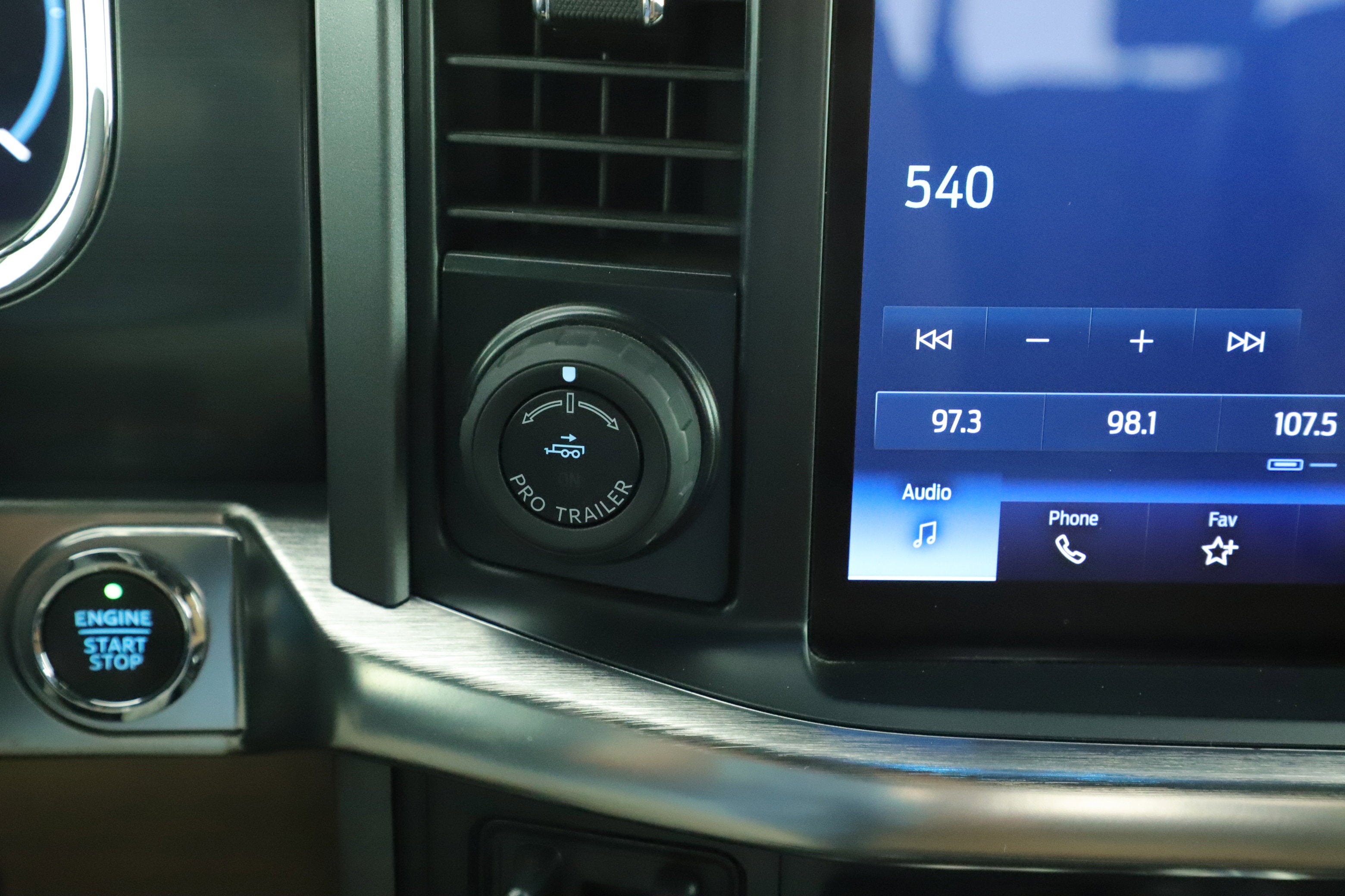 2022 Ford F-150 Base