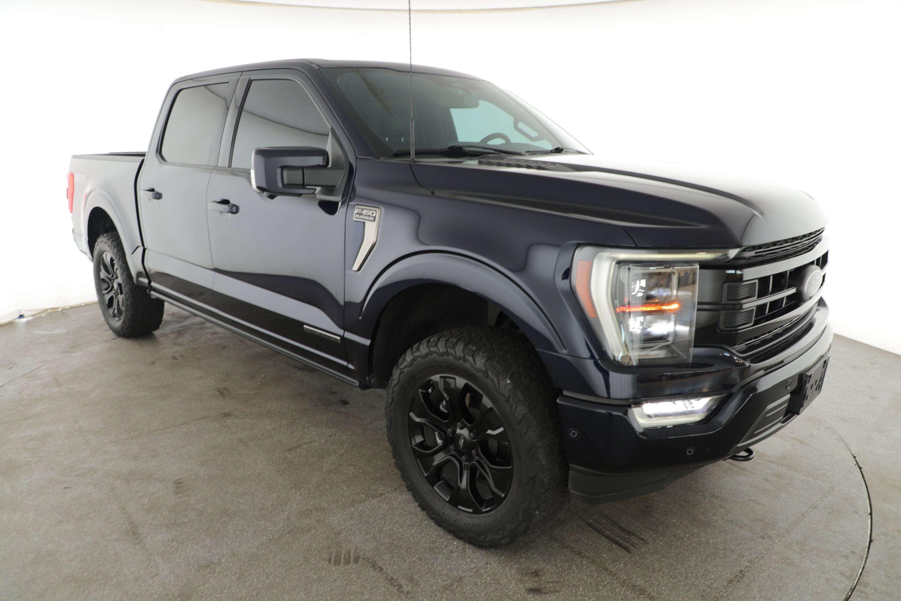 2023 Ford F-150 Base
