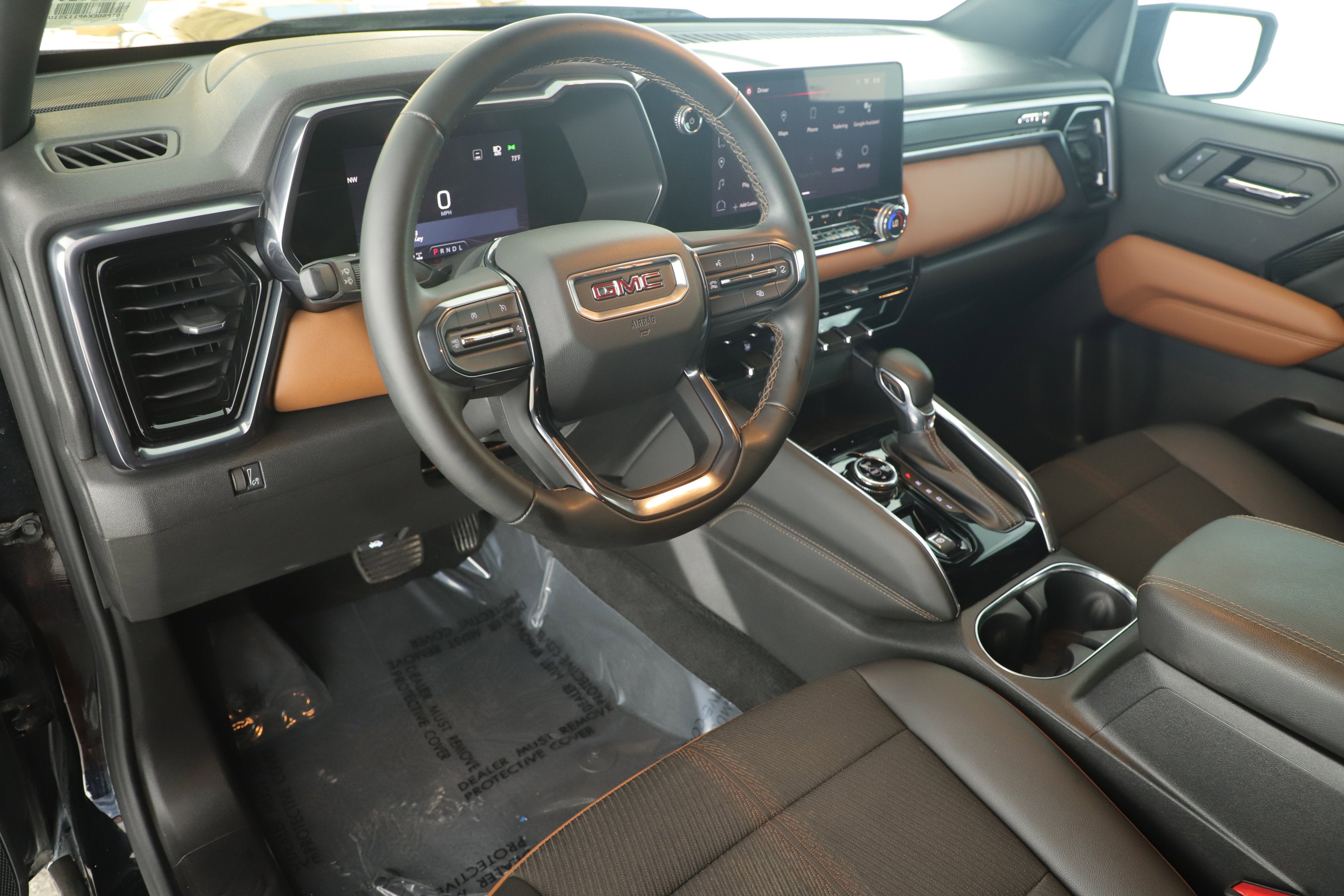 2023 GMC Canyon 4WD AT4