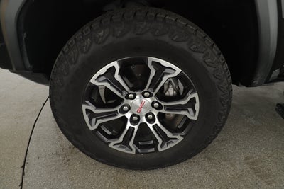 2023 GMC Canyon 4WD AT4