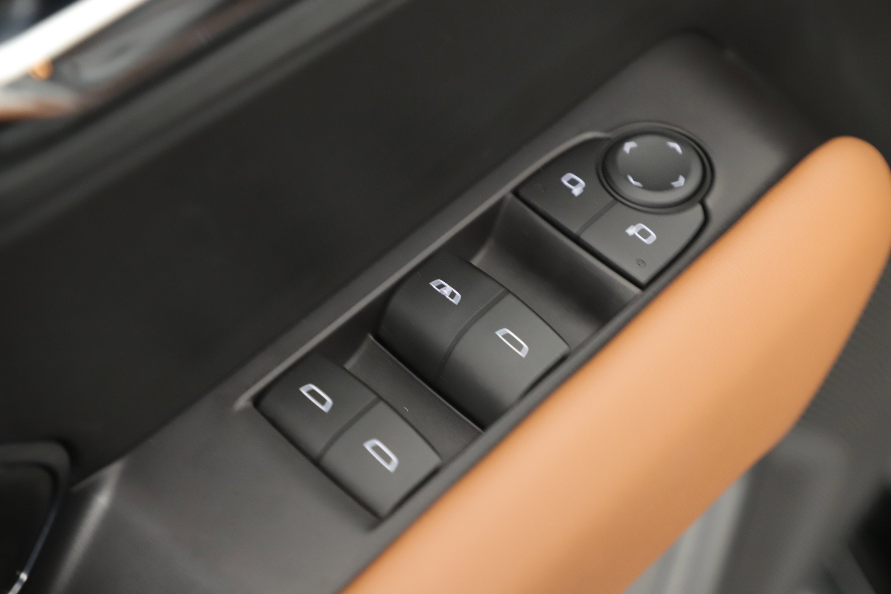 2023 GMC Canyon 4WD AT4