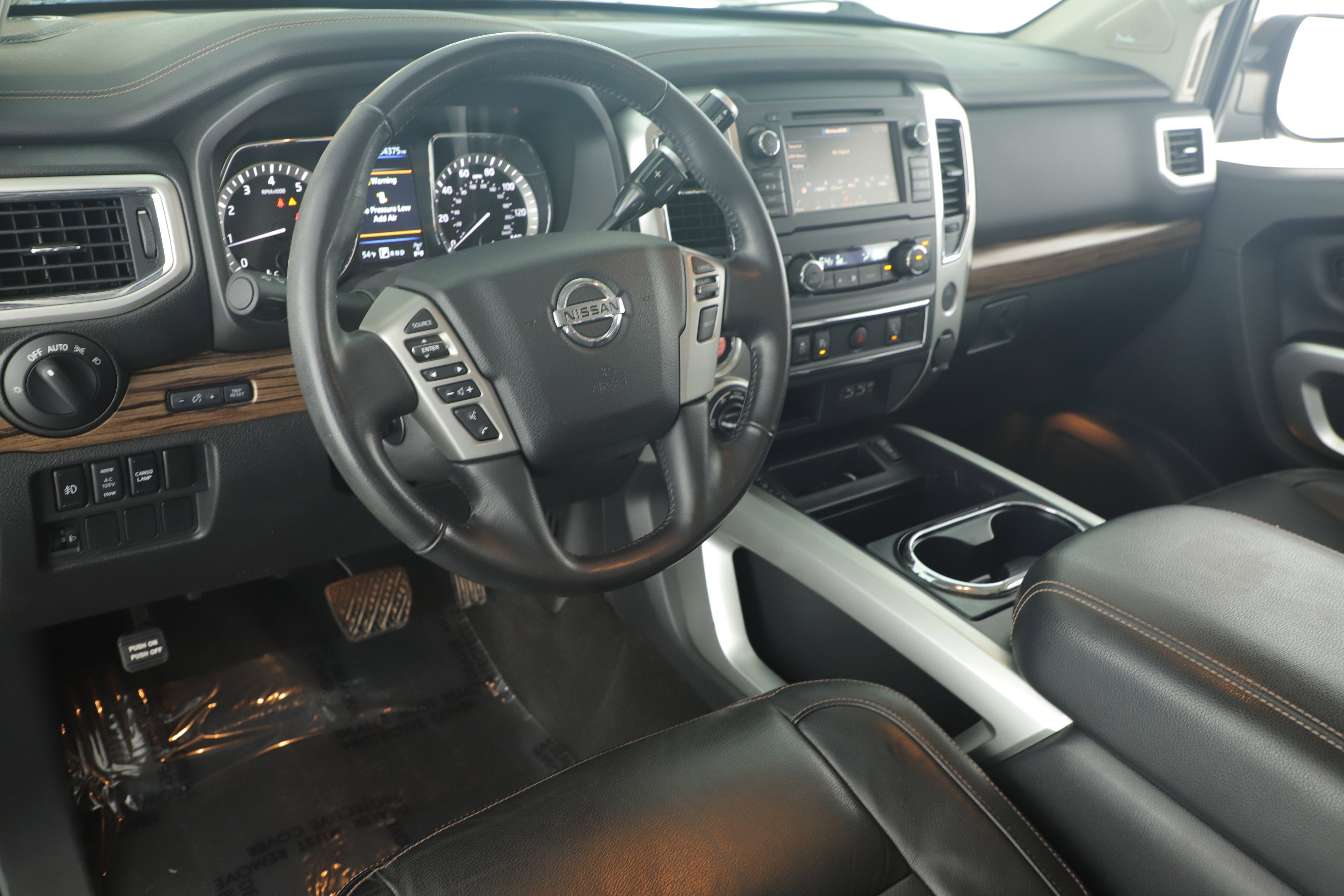 2019 Nissan Titan SL