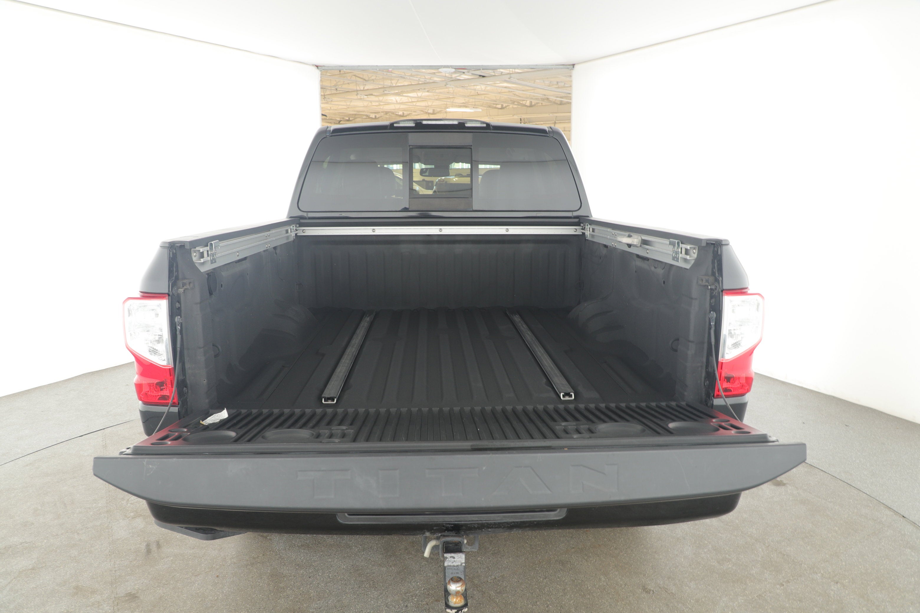 2019 Nissan Titan SL