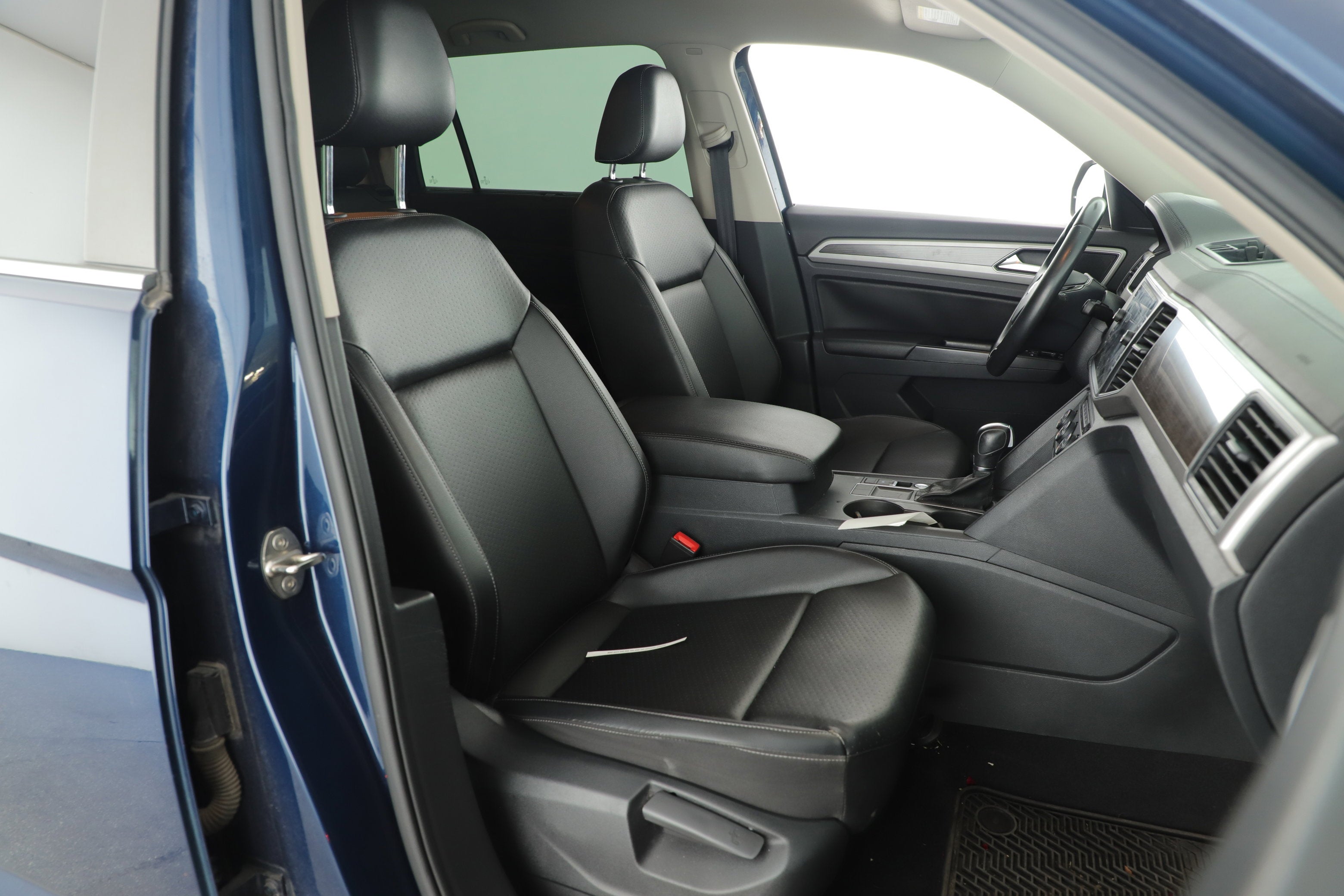 2019 Volkswagen Atlas 3.6L V6 SE with Technology