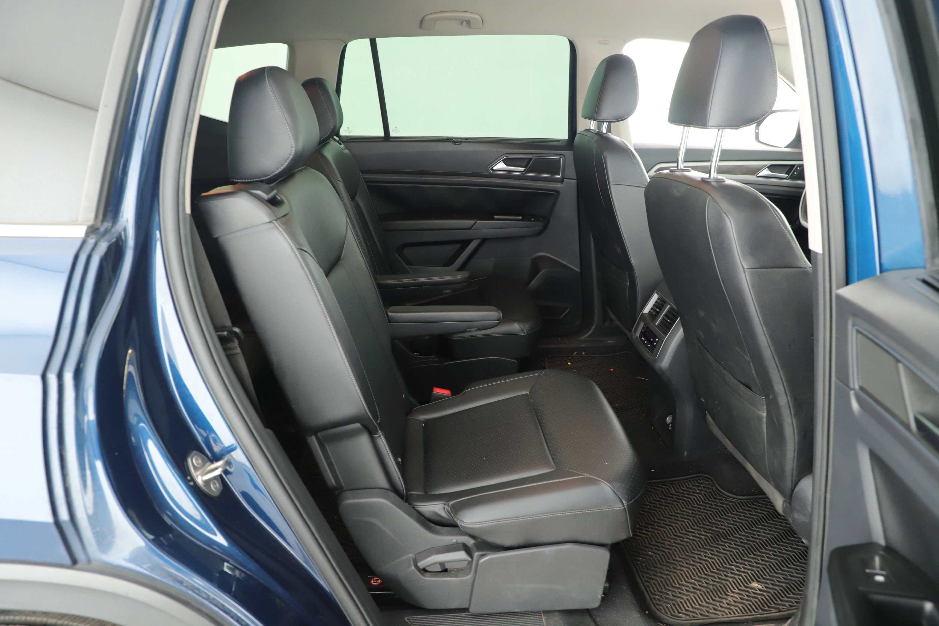 2019 Volkswagen Atlas 3.6L V6 SE with Technology