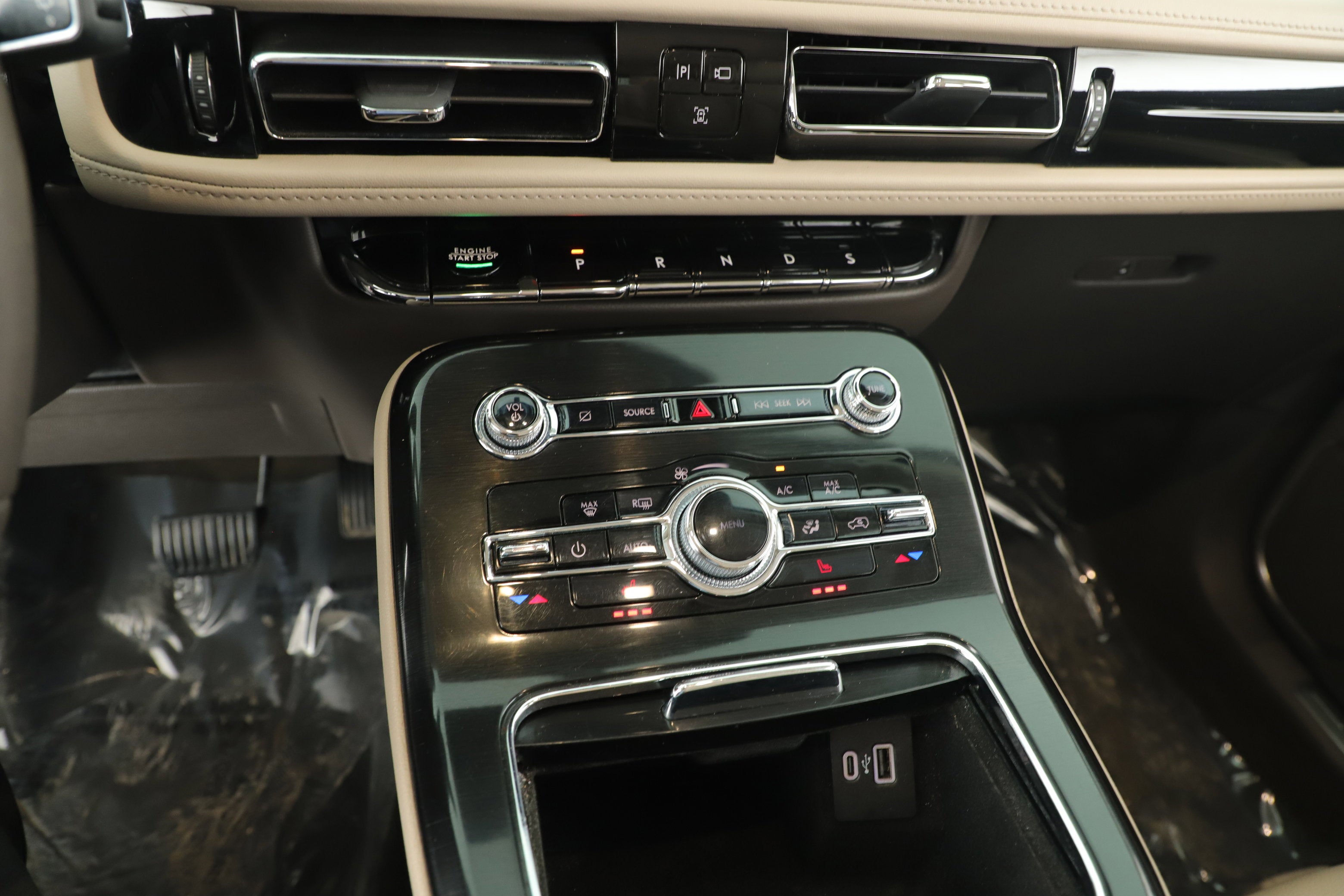 2023 Lincoln Nautilus Standard