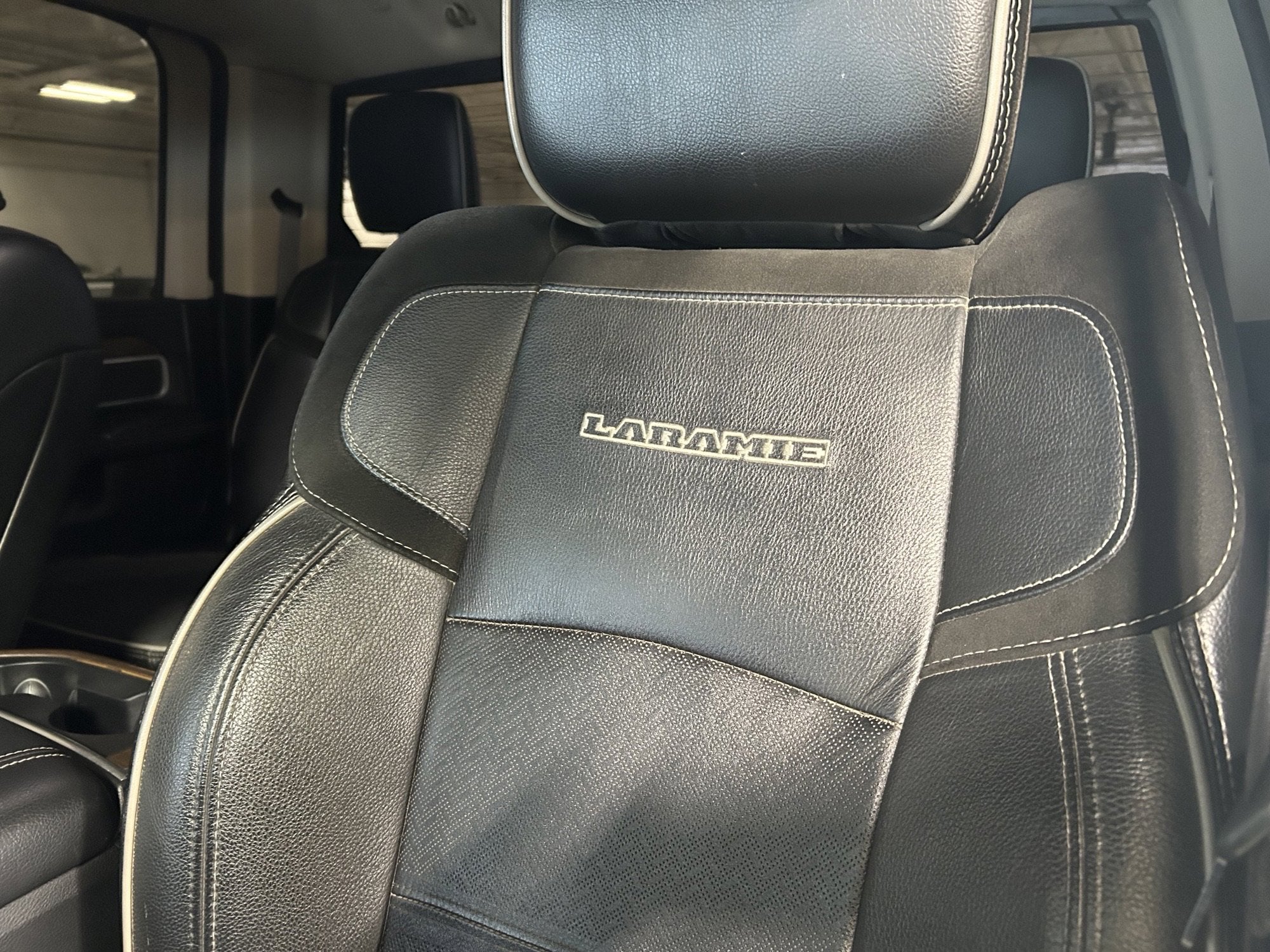 2022 RAM 3500 Laramie