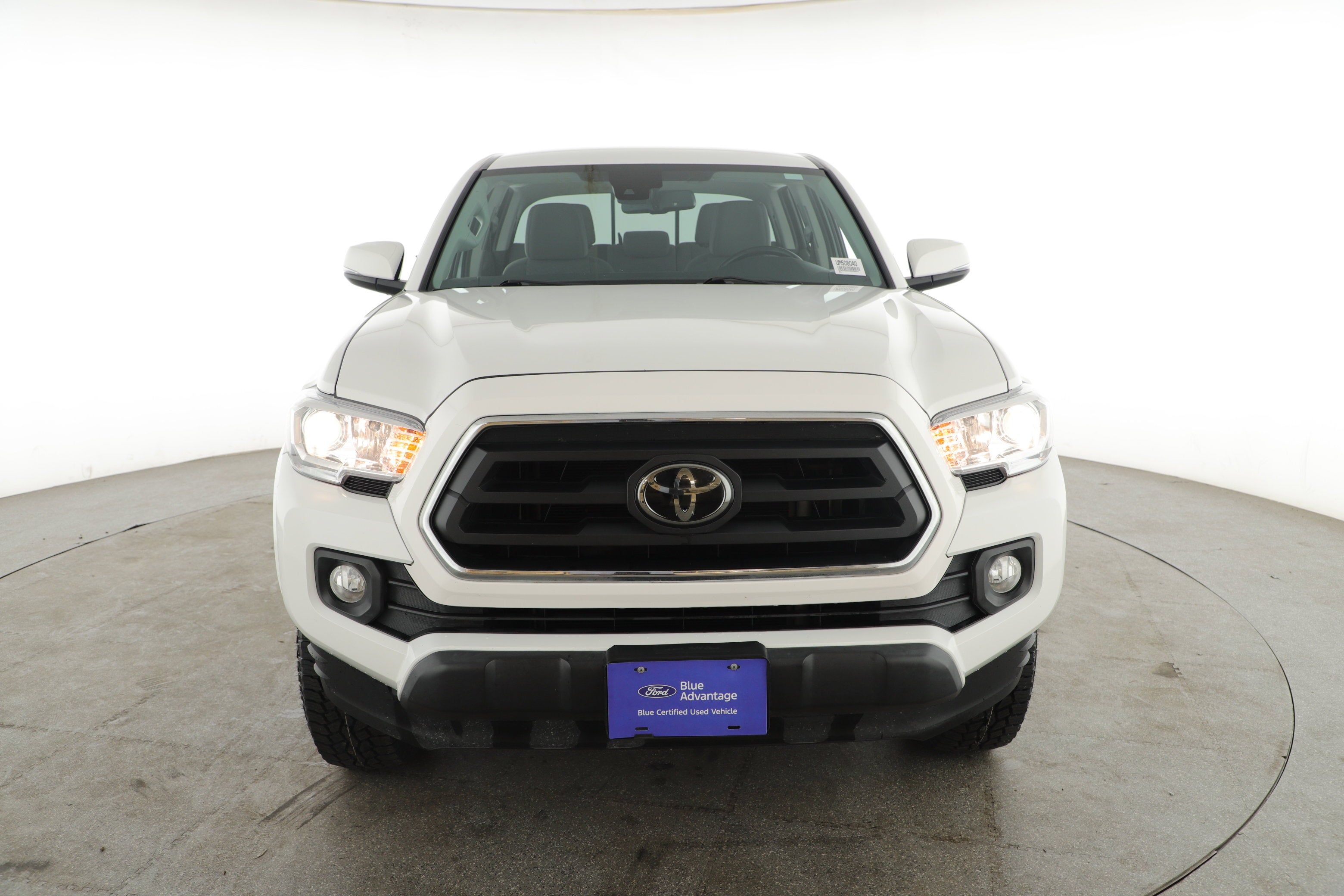 2022 Toyota Tacoma 4WD SR5