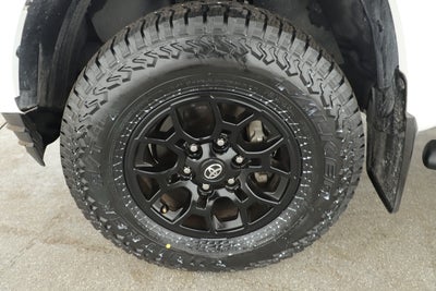 2022 Toyota Tacoma 4WD SR5