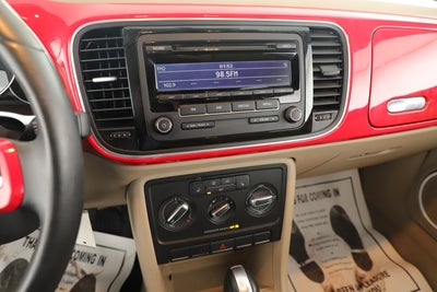 2015 Volkswagen Beetle Convertible Base