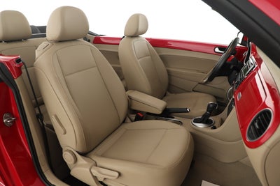 2015 Volkswagen Beetle Convertible Base