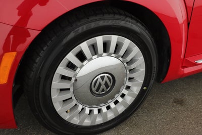 2015 Volkswagen Beetle Convertible Base