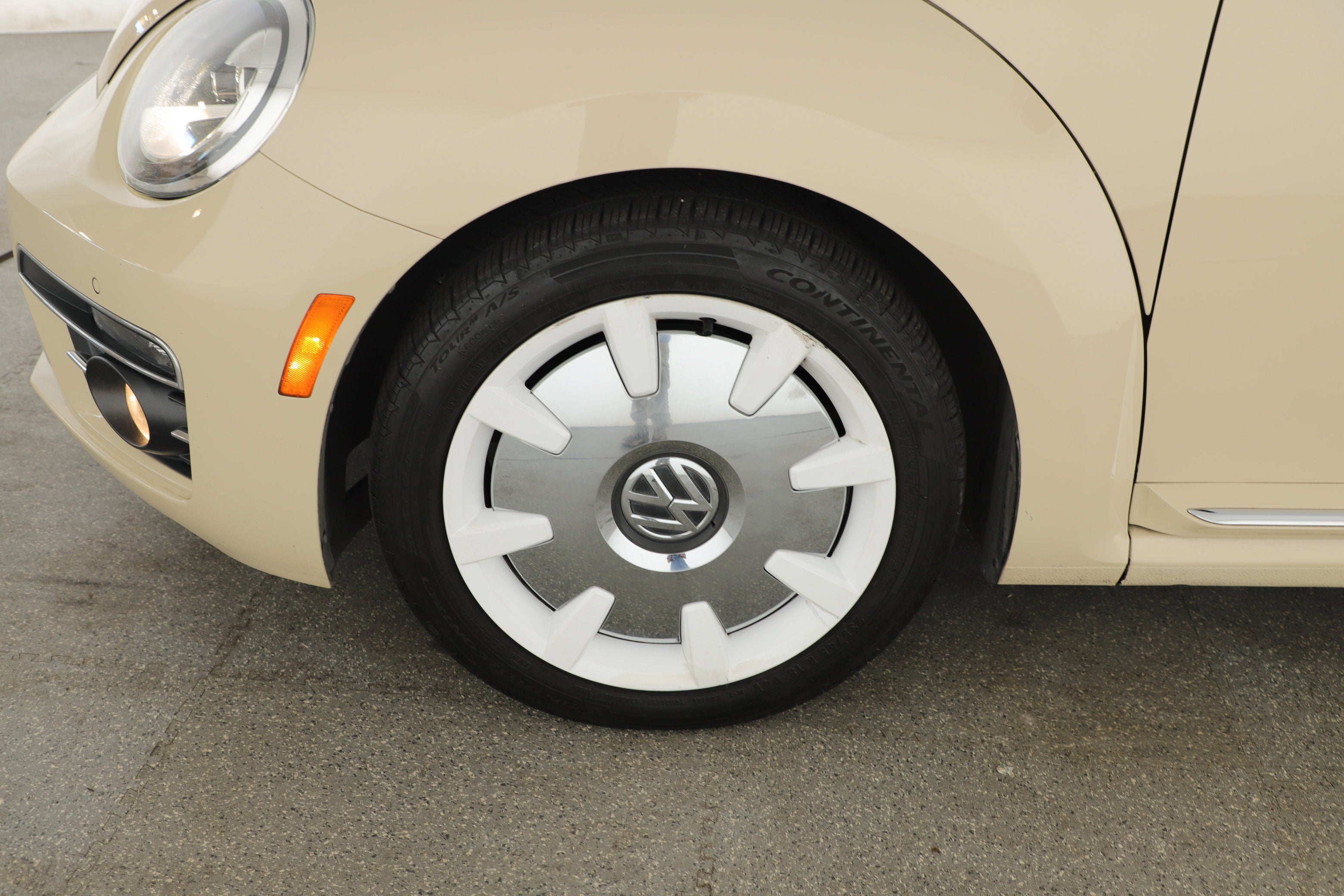 2019 Volkswagen Beetle 2.0T Final Edition SEL