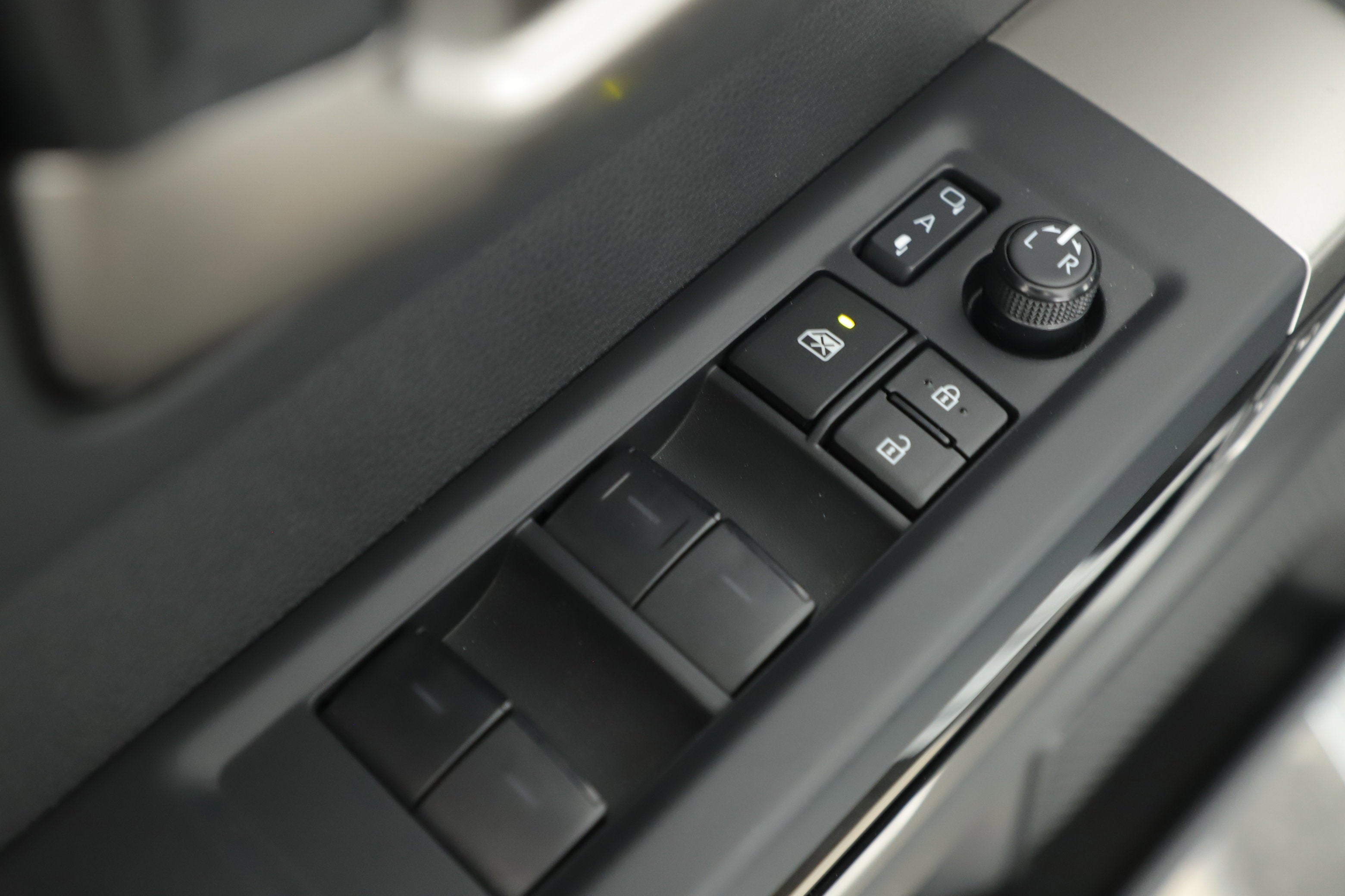 2025 Toyota Tundra 4WD Base