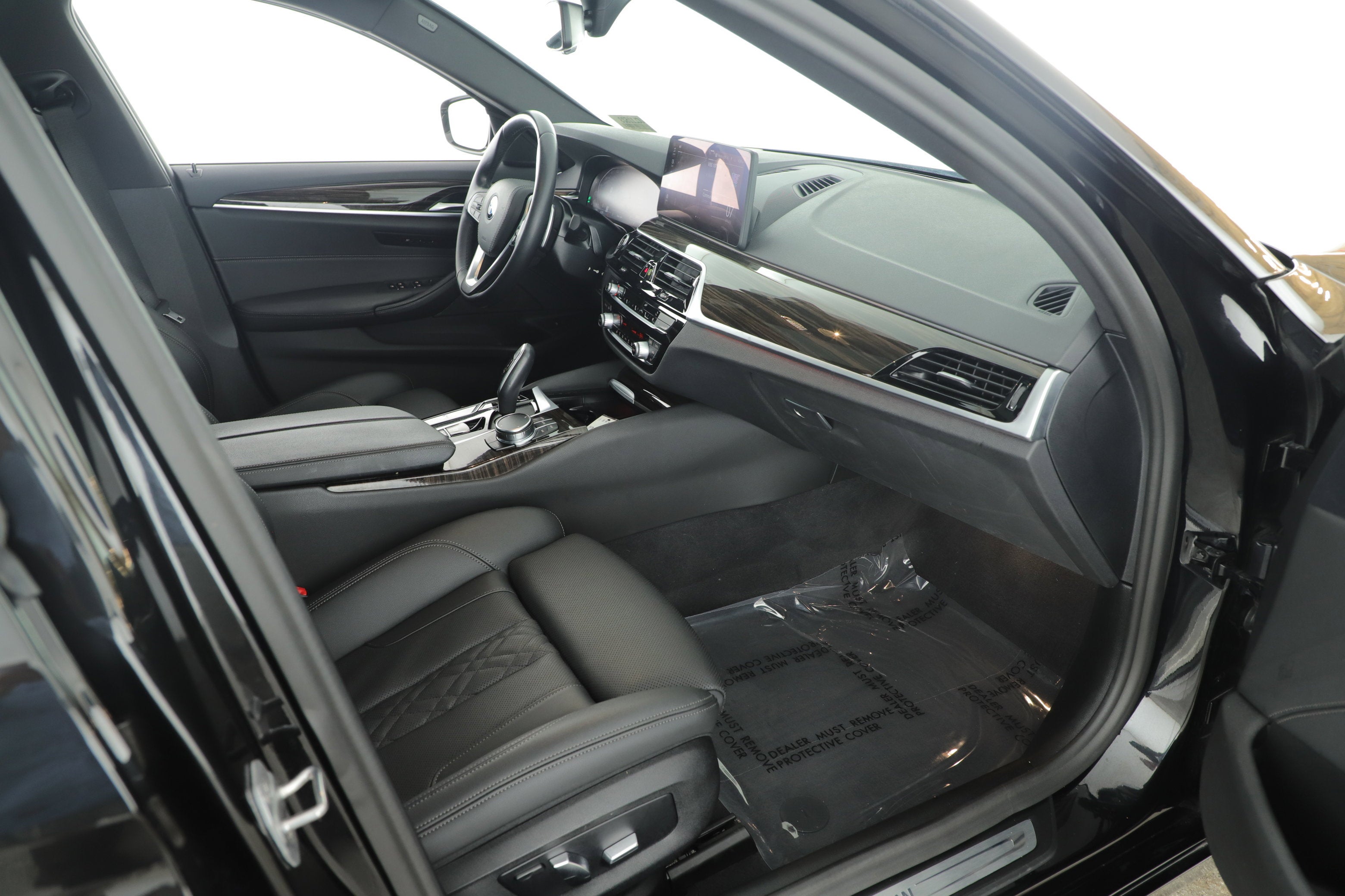 2023 BMW 5 Series 530i