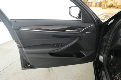 2023 BMW 5 Series 530i