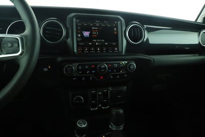 2023 Jeep Wrangler 4-Door Sahara Altitude 4x4