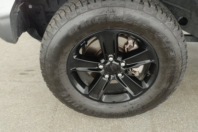 2023 Jeep Wrangler 4-Door Sahara Altitude 4x4