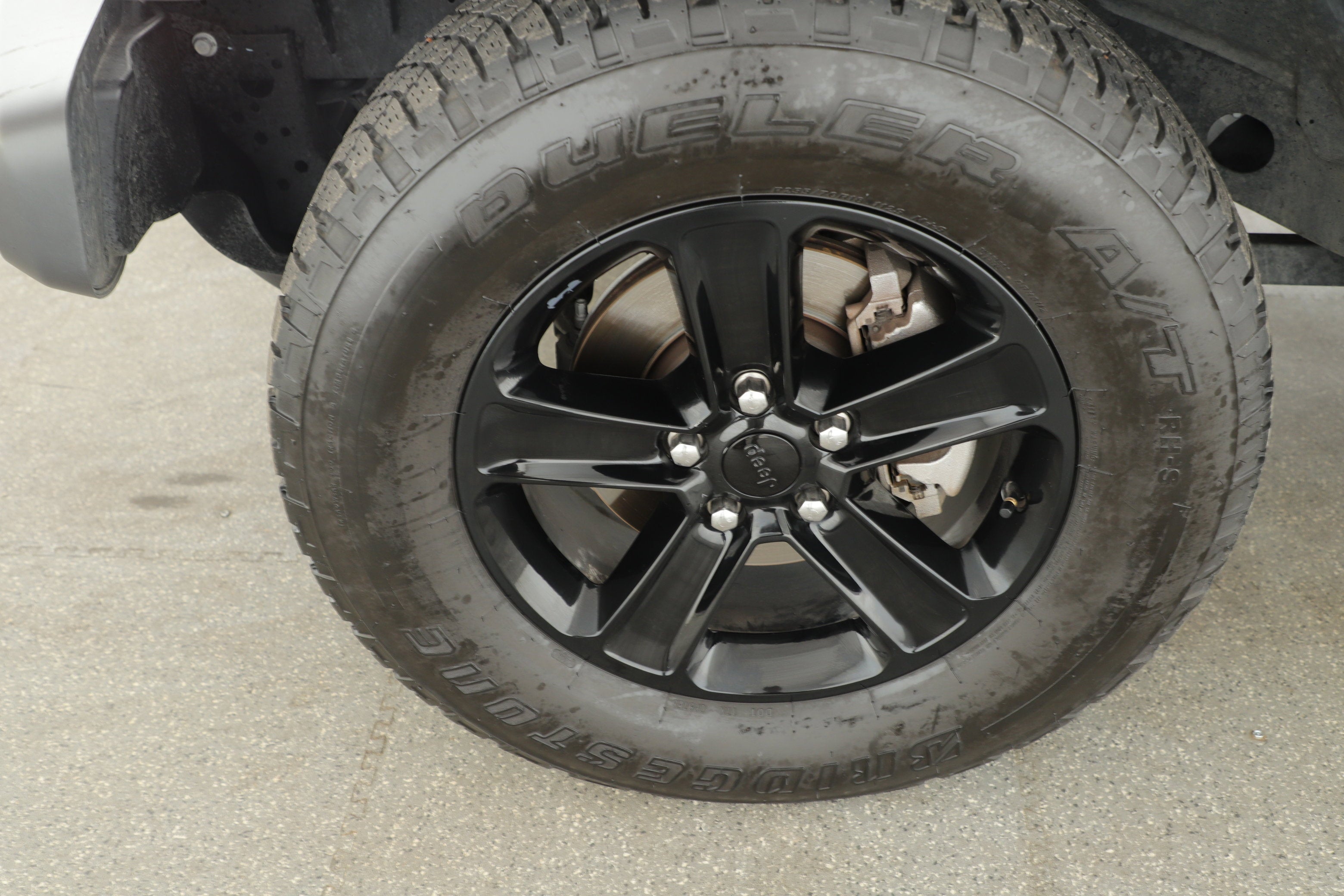 2023 Jeep Wrangler 4-Door Sahara Altitude 4x4