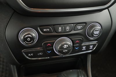 2023 Jeep Cherokee Trailhawk 4x4