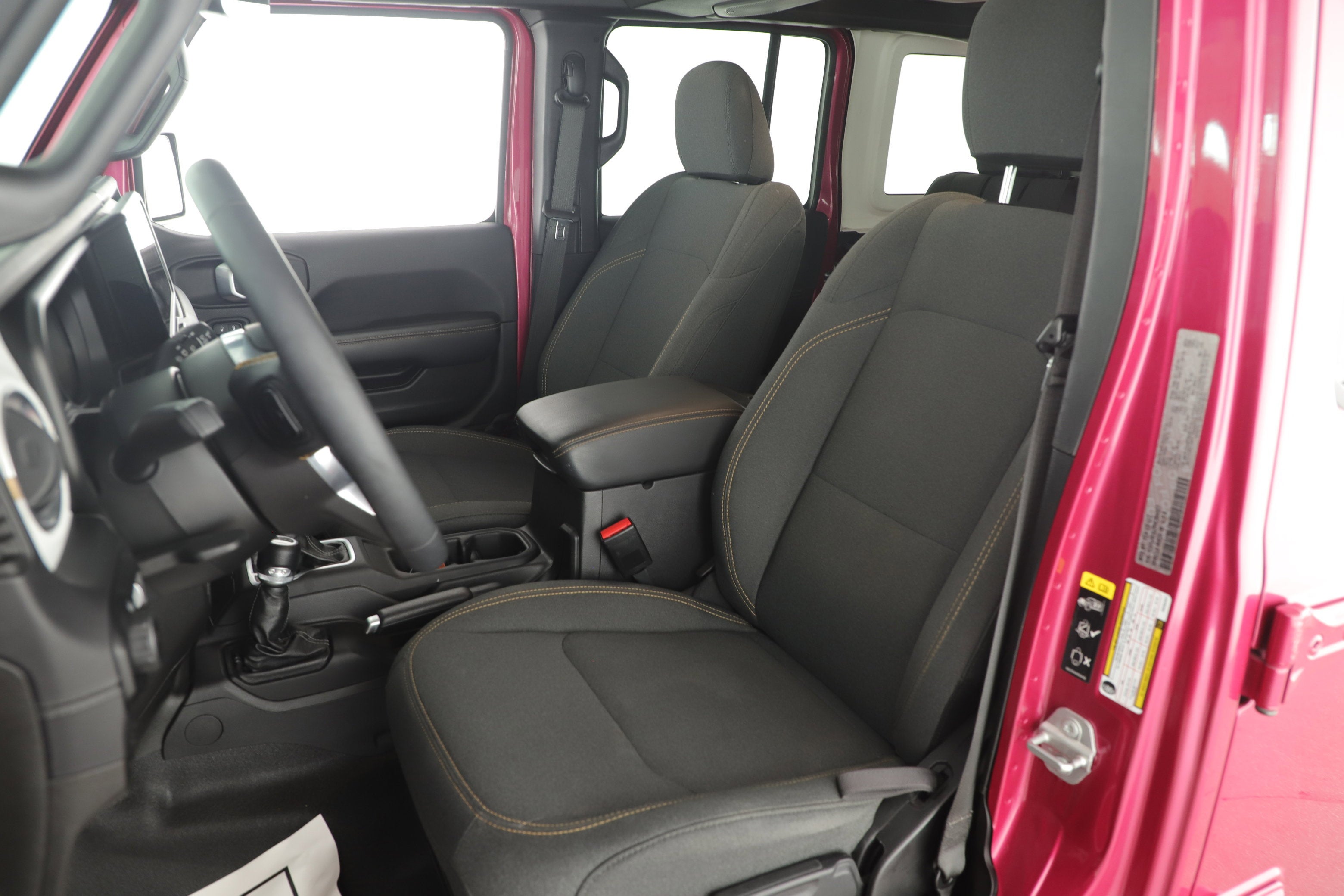 2024 Jeep Wrangler 4-Door Sahara 4x4