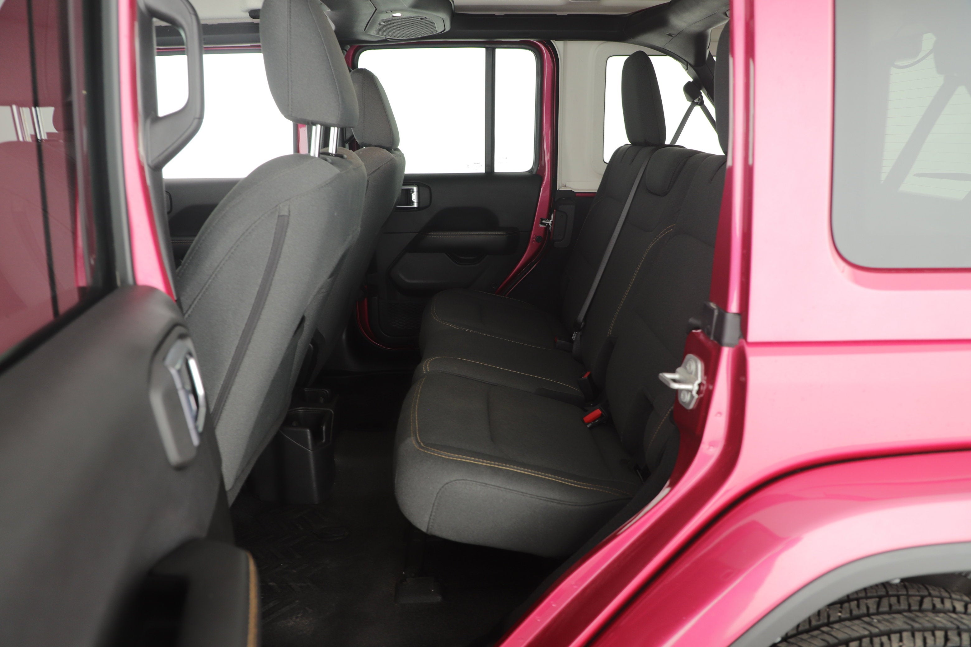 2024 Jeep Wrangler 4-Door Sahara 4x4