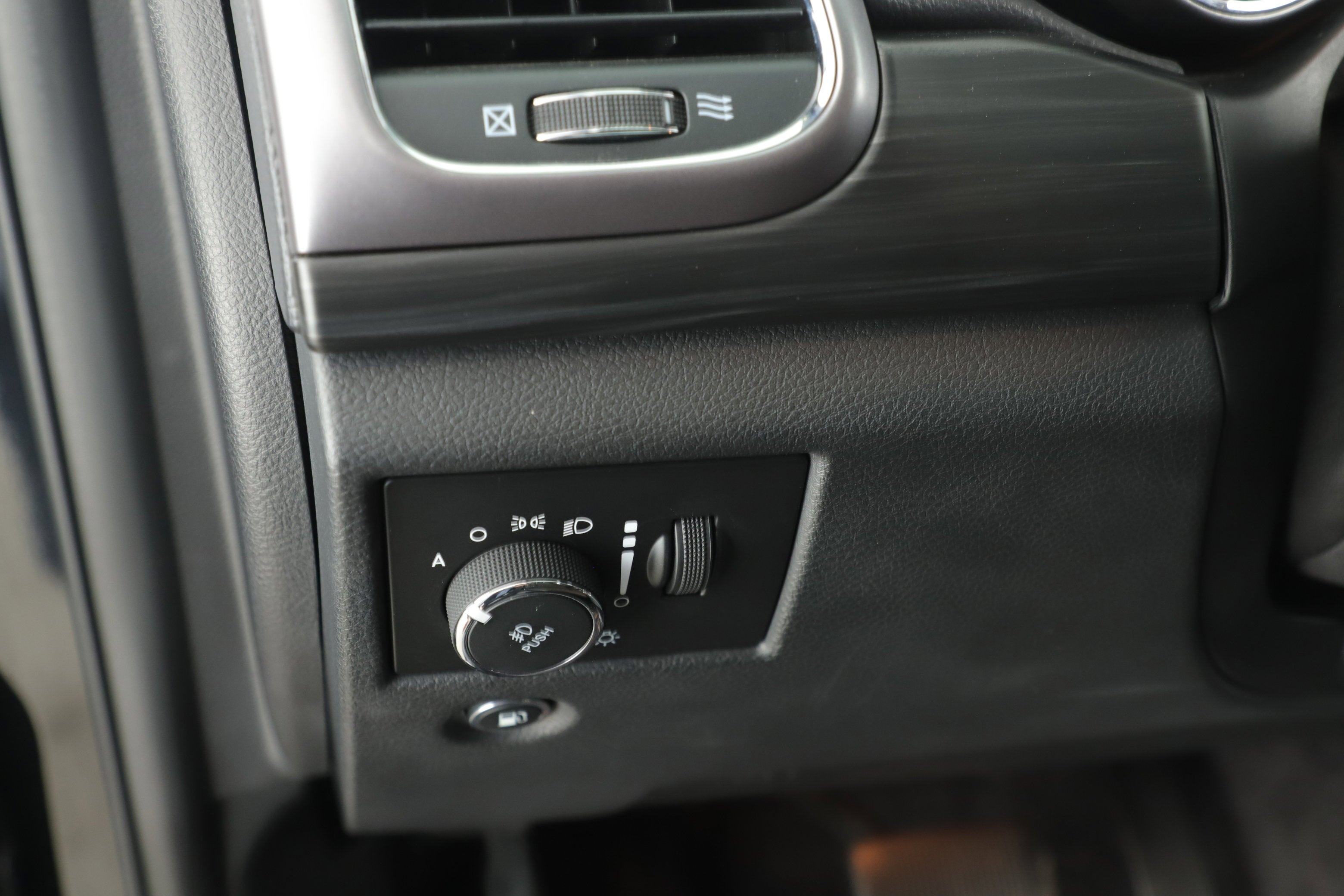 2019 Jeep Grand Cherokee Upland 4x2