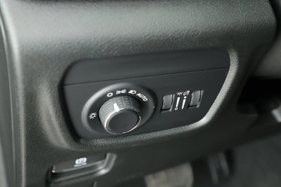 2025 Jeep Grand Cherokee GRAND CHEROKEE LAREDO 4X2