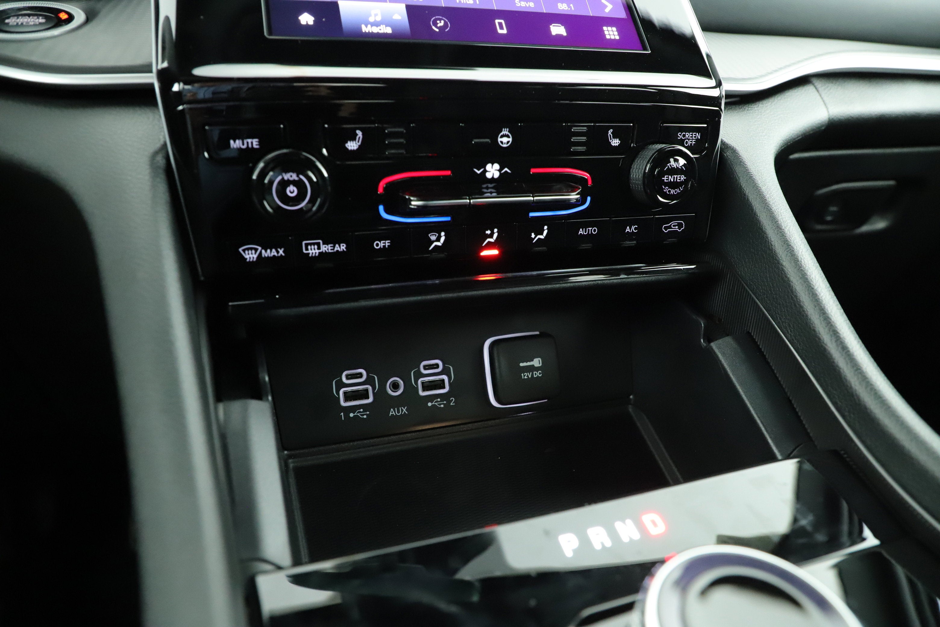 2025 Jeep Grand Cherokee GRAND CHEROKEE LAREDO 4X2