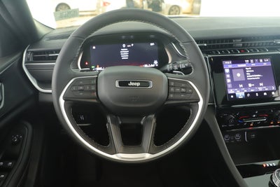 2025 Jeep Grand Cherokee GRAND CHEROKEE LAREDO X 4X2