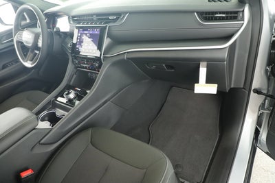 2025 Jeep Grand Cherokee GRAND CHEROKEE LAREDO X 4X2