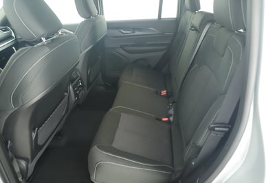 2025 Jeep Grand Cherokee GRAND CHEROKEE LAREDO 4X2