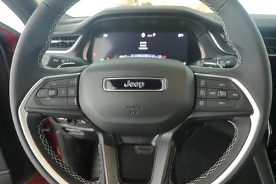 2025 Jeep Grand Cherokee GRAND CHEROKEE LAREDO 4X2