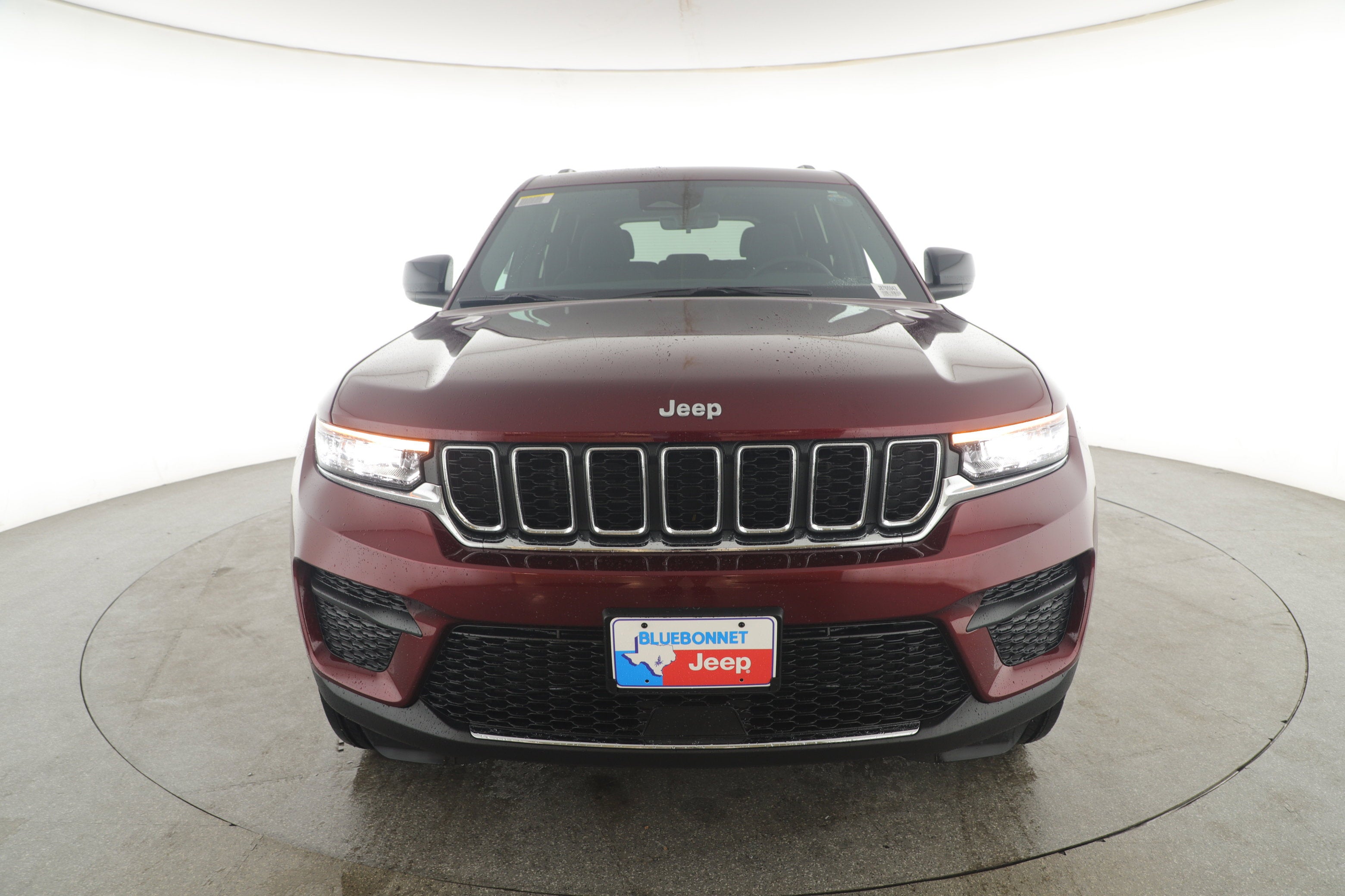 2025 Jeep Grand Cherokee GRAND CHEROKEE LAREDO 4X2