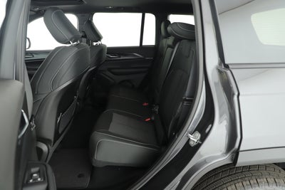 2026 Jeep Grand Cherokee GRAND CHEROKEE LAREDO X 4X2