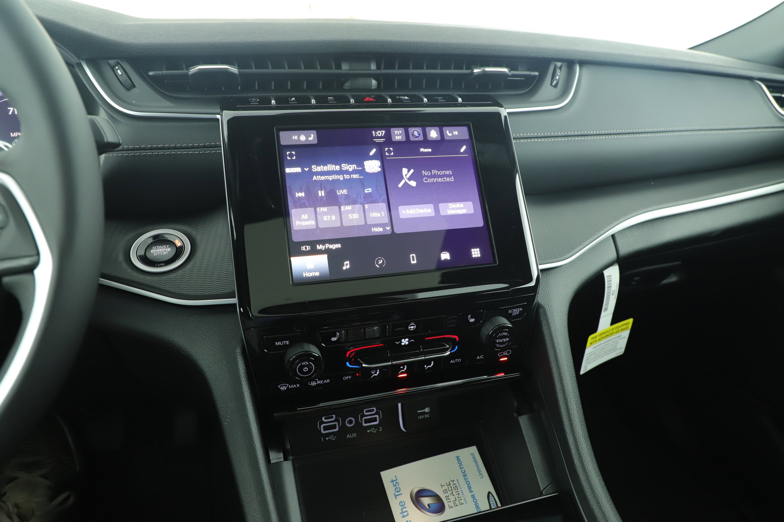 2026 Jeep Grand Cherokee GRAND CHEROKEE LAREDO X 4X2