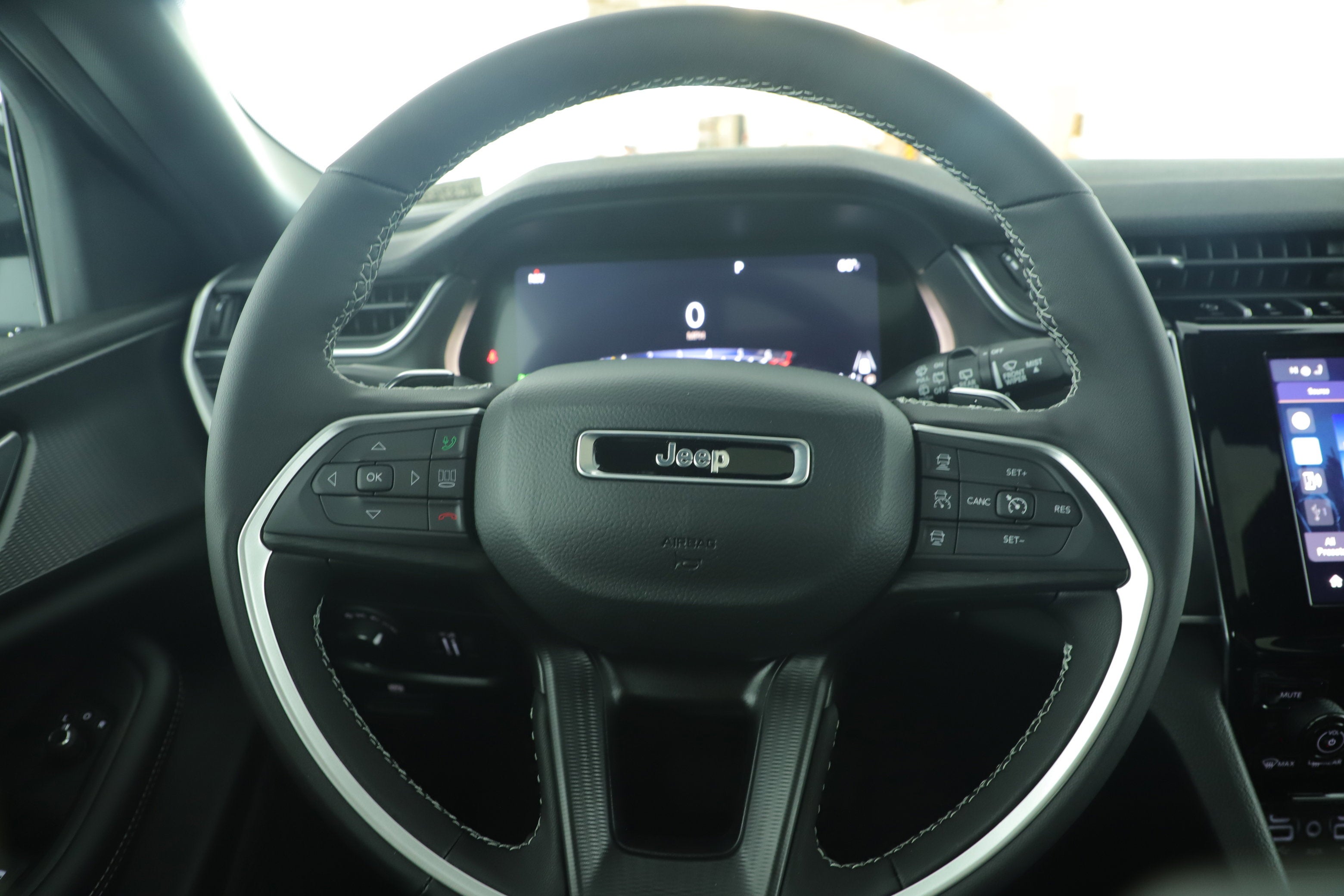 2025 Jeep Grand Cherokee GRAND CHEROKEE ALTITUDE X 4X2